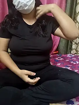 Snapshot of Mazzakiinn chatting on 03/20/25, 10:10 Mazzakiinn online show from 03/20/25, 10:10