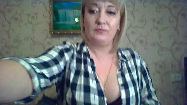 Snapshot of ArielXLoveresss chatting on 03/19/25, 07:40 ArielXLoveresss online show from 03/19/25, 07:40