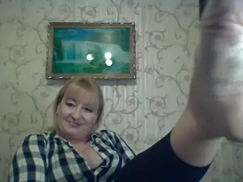 Snapshot of ArielXLoveresss chatting on 03/22/25, 06:03 ArielXLoveresss online show from 03/22/25, 06:03