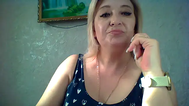 Snapshot of ArielXLoveresss chatting on 09/23/25, 01:58 ArielXLoveresss online show from 09/23/25, 01:58