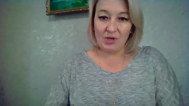 Snapshot of ArielXLoveresss chatting on 10/17/25, 01:03 ArielXLoveresss online show from 10/17/25, 01:03