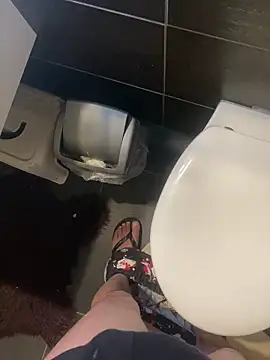 rogerdik76 online show from 09/14/25, 07:07