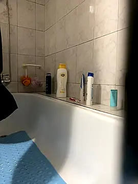 rogerdik76 online show from 11/03/25, 11:59