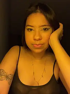 KiaraCut online show from 03/27/26, 01:55