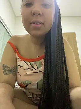KiaraCut online show from 06/02/26, 03:30