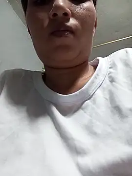 kylieWest7 online show from 02/14/26, 01:57