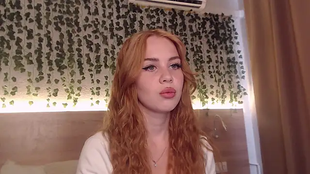 Snapshot of IvyAngel chatting on 07/03/26, 01:50 IvyAngel online show from 07/03/26, 01:50