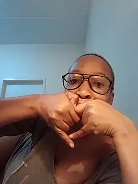 xyz089 online show from 03/17/25, 04:19