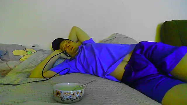 Snapshot of great_feeling chatting on 02/26/25, 08:04 great feeling online show from 02/26/25, 08:04