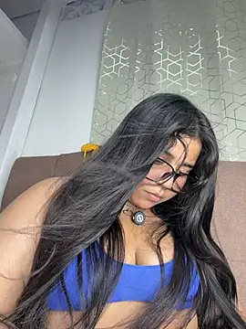 virginbrunette99 online show from 06/05/26, 05:58