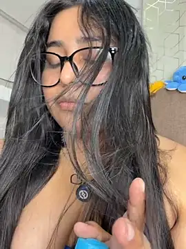 virginbrunette99 online show from 06/05/26, 07:03