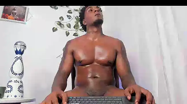 LOGAN DRAKE online show from 03/14/25, 09:46