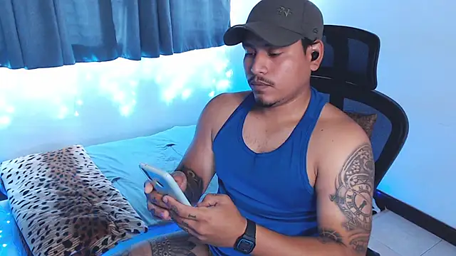 maxflurry  online show from 02/20/26, 06:41