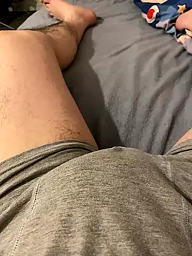 zou 9997 online show from 12/16/25, 03:22