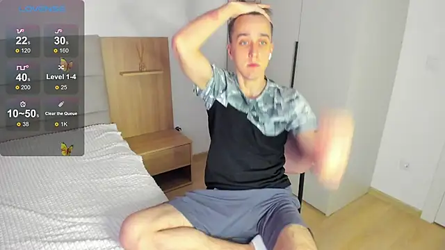 your super hero online show from 02/25/25, 06:47