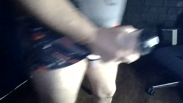 Snapshot of KiPumpdoggo chatting on 03/17/26, 01:21 KiPumpdoggo online show from 03/17/26, 01:21