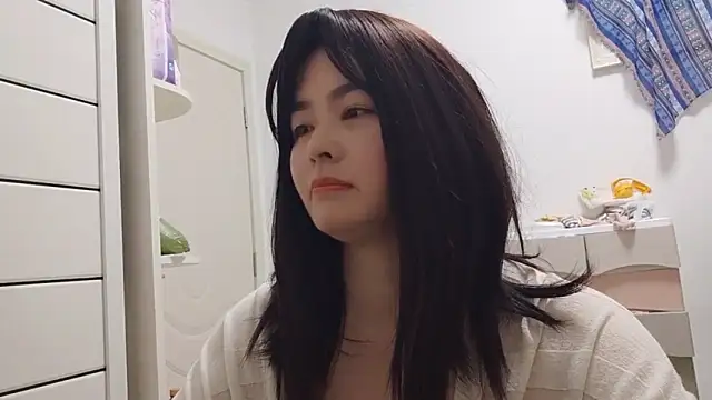 Snapshot of weiwei160 chatting on 03/08/25, 12:00 weiwei160 online show from 03/08/25, 12:00