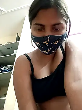 heena-3678 online show from 10/08/25, 12:25