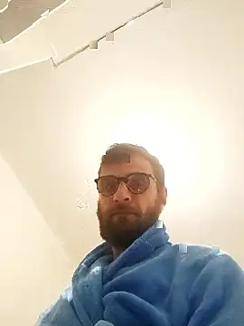 sebik122 online show from 10/31/25, 08:43