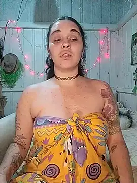 Snapshot of Fellyna chatting on 09/19/25, 03:08 Fellyna online show from 09/19/25, 03:08