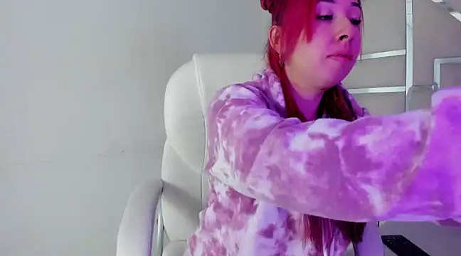 Snapshot of Celeste_X chatting on 02/28/25, 03:26 Celeste X online show from 02/28/25, 03:26