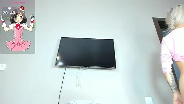 Zirael swan online show from 11/17/25, 02:06