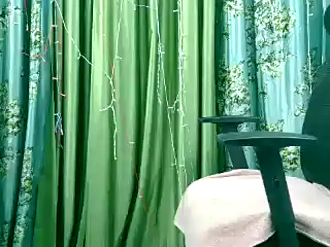 Lovely Jiya online show from 11/29/25, 10:18