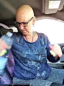 Emma Milf25 online show from 03/07/25, 11:40