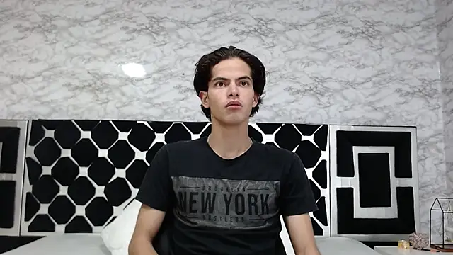 Maximoherrera 16 online show from 03/01/25, 03:32