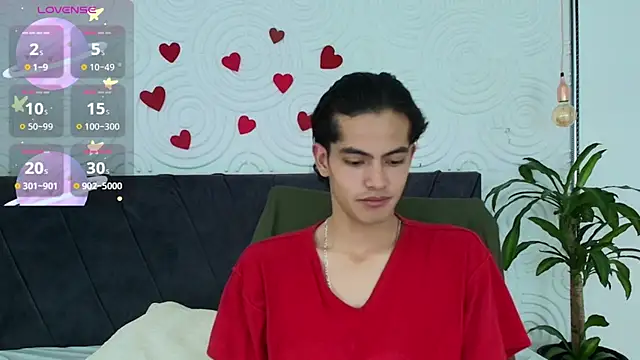 Maximoherrera 16 online show from 04/15/26, 04:36