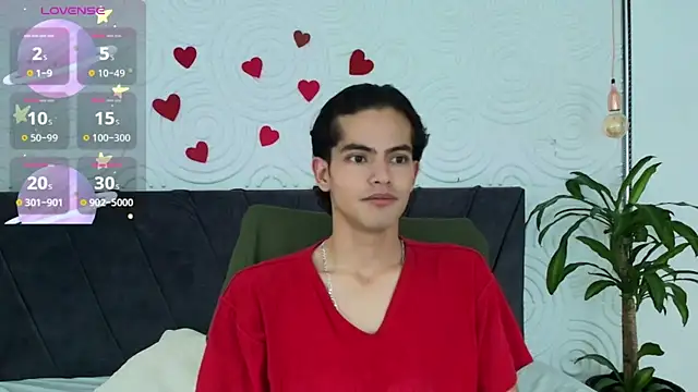 Maximoherrera 16 online show from 04/17/26, 01:47