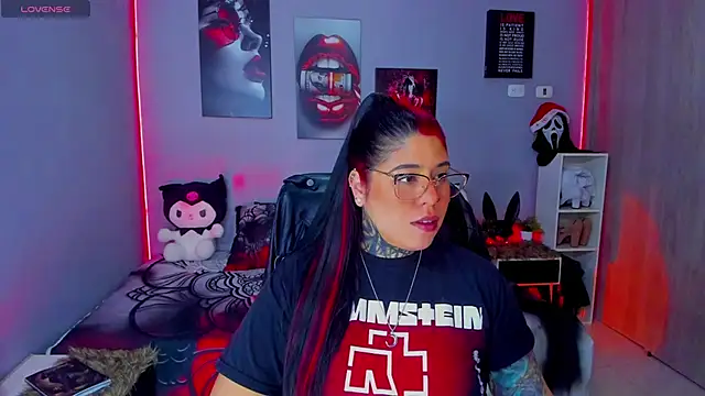 Veronika metal online show from 11/25/25, 04:01