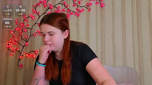 Eva Starlight online show from 02/25/26, 04:11