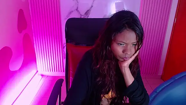 Agata Grubisic online show from 09/09/25, 03:39