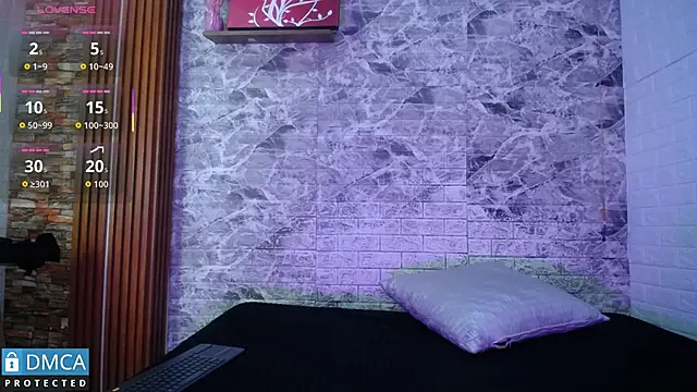 MaeveKuro online show from 09/15/25, 03:28