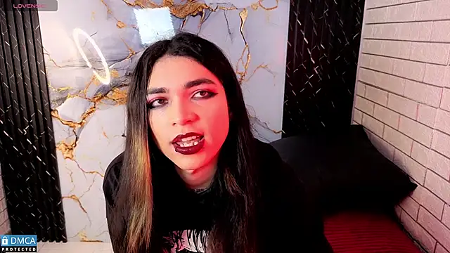 MaeveKuro online show from 03/31/26, 03:08