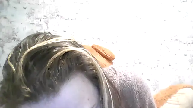 Eveline May online show from 02/04/26, 04:02