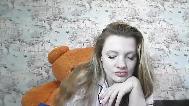 Eveline May online show from 03/03/26, 12:55