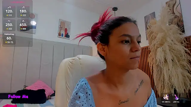 Snapshot of gime_lara chatting on 04/26/26, 12:14 gime lara online show from 04/26/26, 12:14