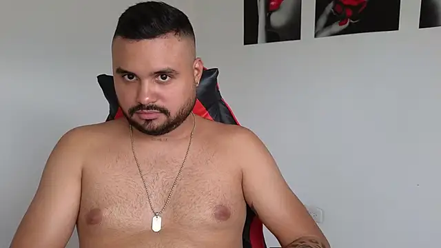 Snapshot of khalidferrer chatting on 02/25/25, 08:51 khalidferrer online show from 02/25/25, 08:51