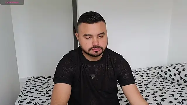 Snapshot of khalidferrer chatting on 03/02/25, 01:05 khalidferrer online show from 03/02/25, 01:05