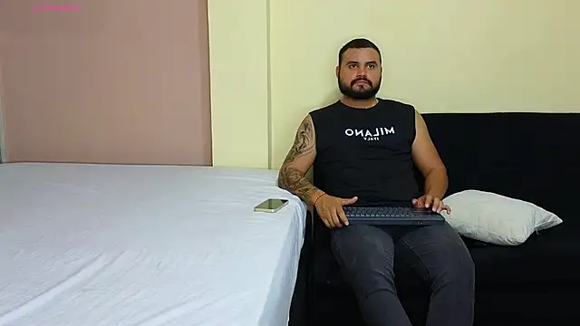 Snapshot of khalidferrer chatting on 10/16/25, 02:56 khalidferrer online show from 10/16/25, 02:56