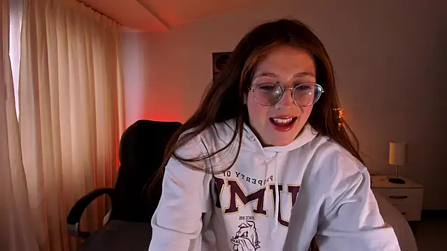 Emily Warren  online show from 09/30/25, 08:58