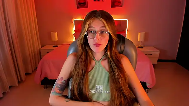 Emily Warren  online show from 02/07/26, 07:39