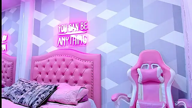 Gianna Watson online show from 03/03/25, 04:14