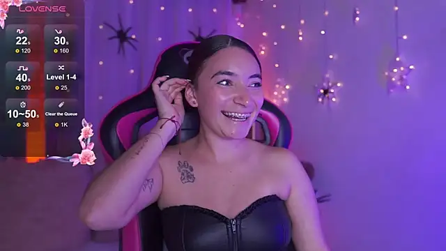 issa monterrey online show from 10/16/25, 11:39