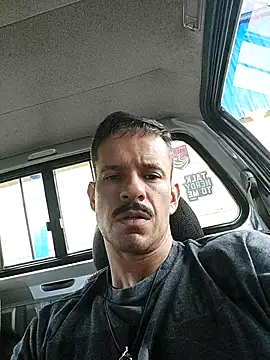 juniortche1313 online show from 02/24/25, 11:52