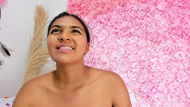 Melodymoore  online show from 02/18/26, 09:22