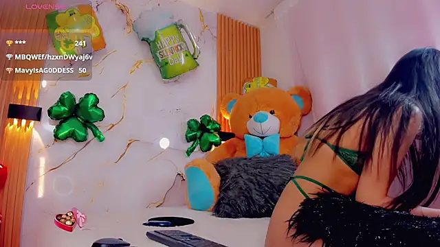 Snapshot of ValeriCardenas chatting on 03/17/25, 12:25 ValeriCardenas online show from 03/17/25, 12:25