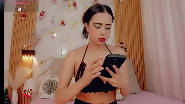 ValeriCardenas online show from 12/03/25, 02:19